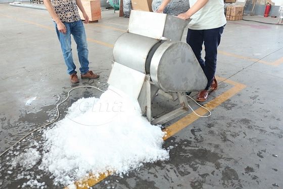 εμπορική μηχανή θραυστήρων πάγου 230W 100kg/Min υπαίθρια